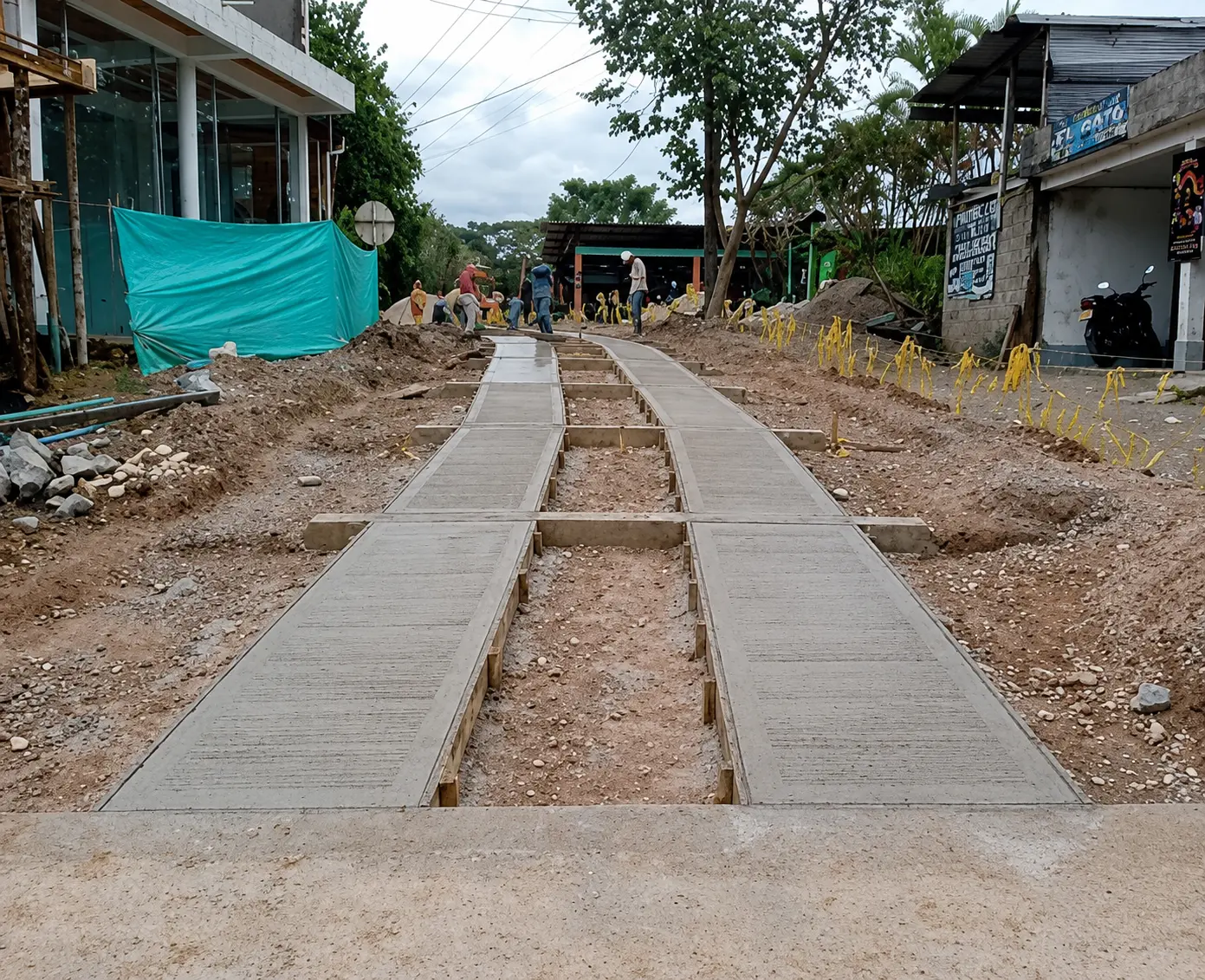 Avance en la construcción de la placa huella